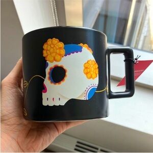 New Starbucks 2024 Day of the Dead Black Sugar Skull hummingbird Mug
